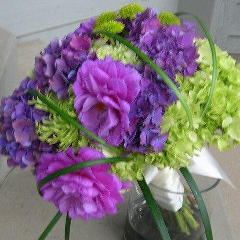 Purple, white and lime green flowers are the colors for this day.