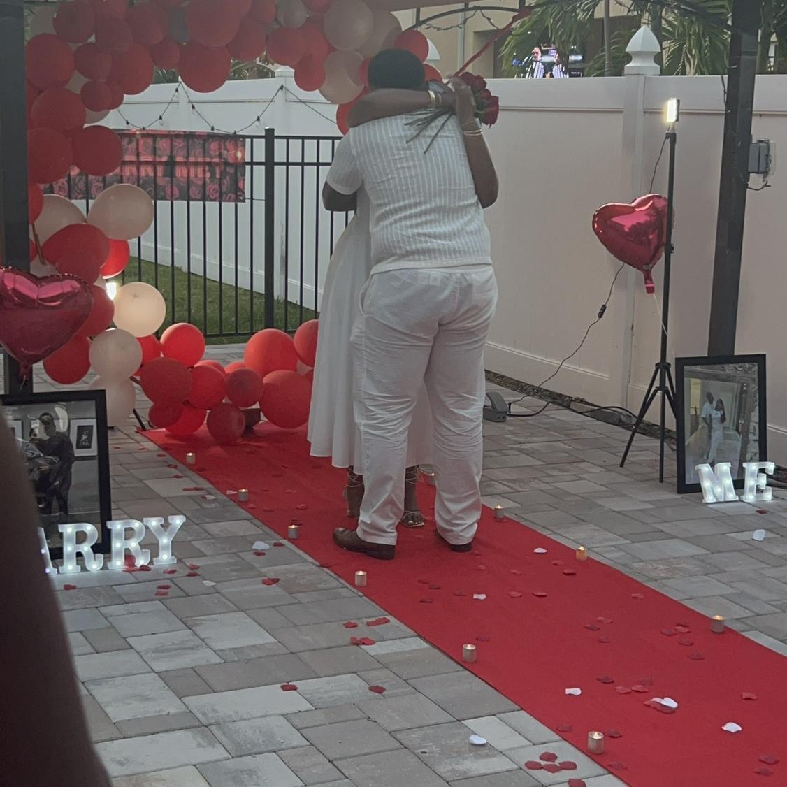 She said yes!!