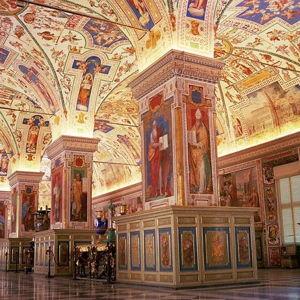 Honeymoon in Italy: Vatican Sistine Chapel & St. Peter's Basilica Tour