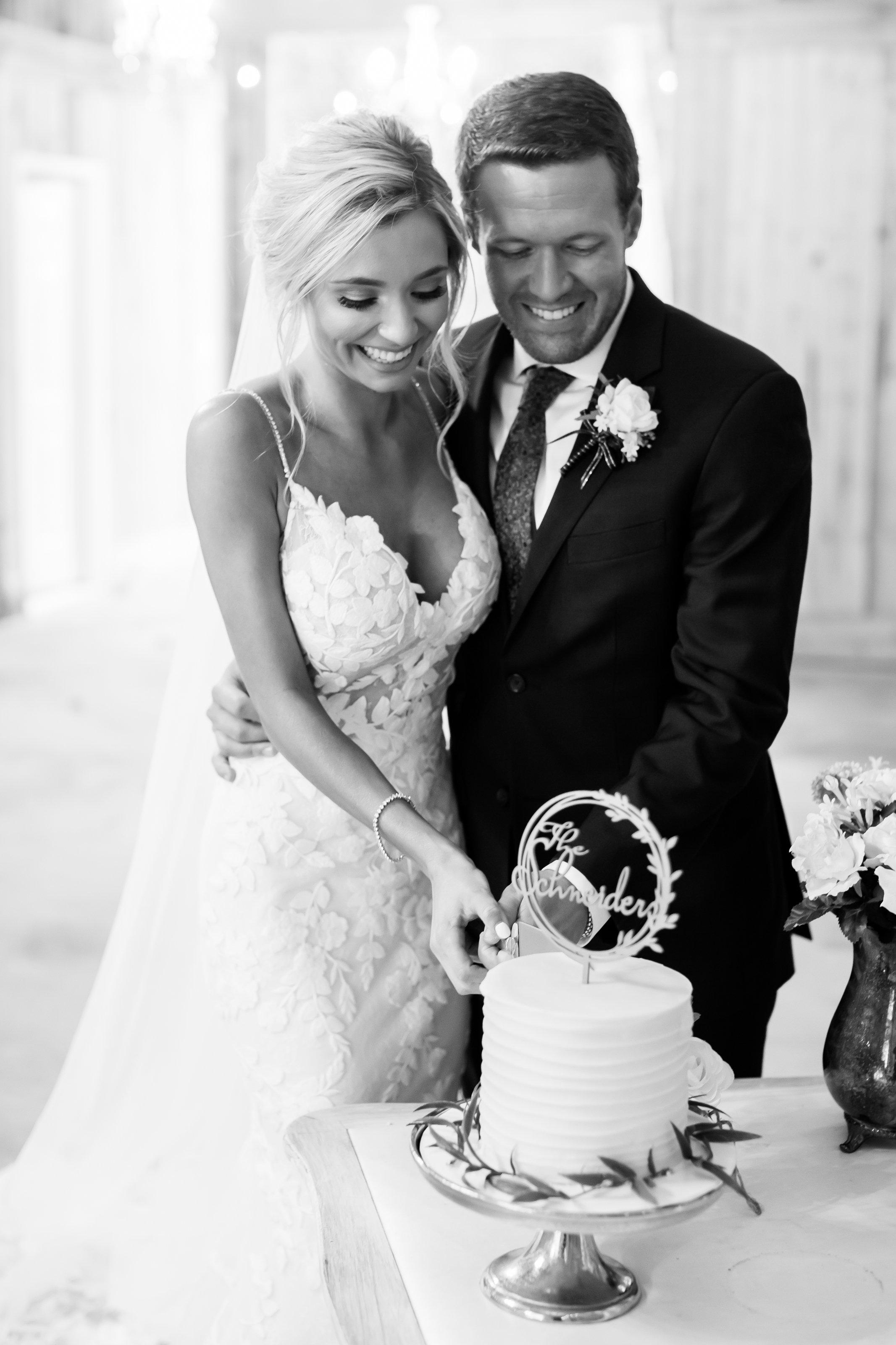 The Wedding Website of Jeanie Faye Harmon and Robert Gregor Schneider