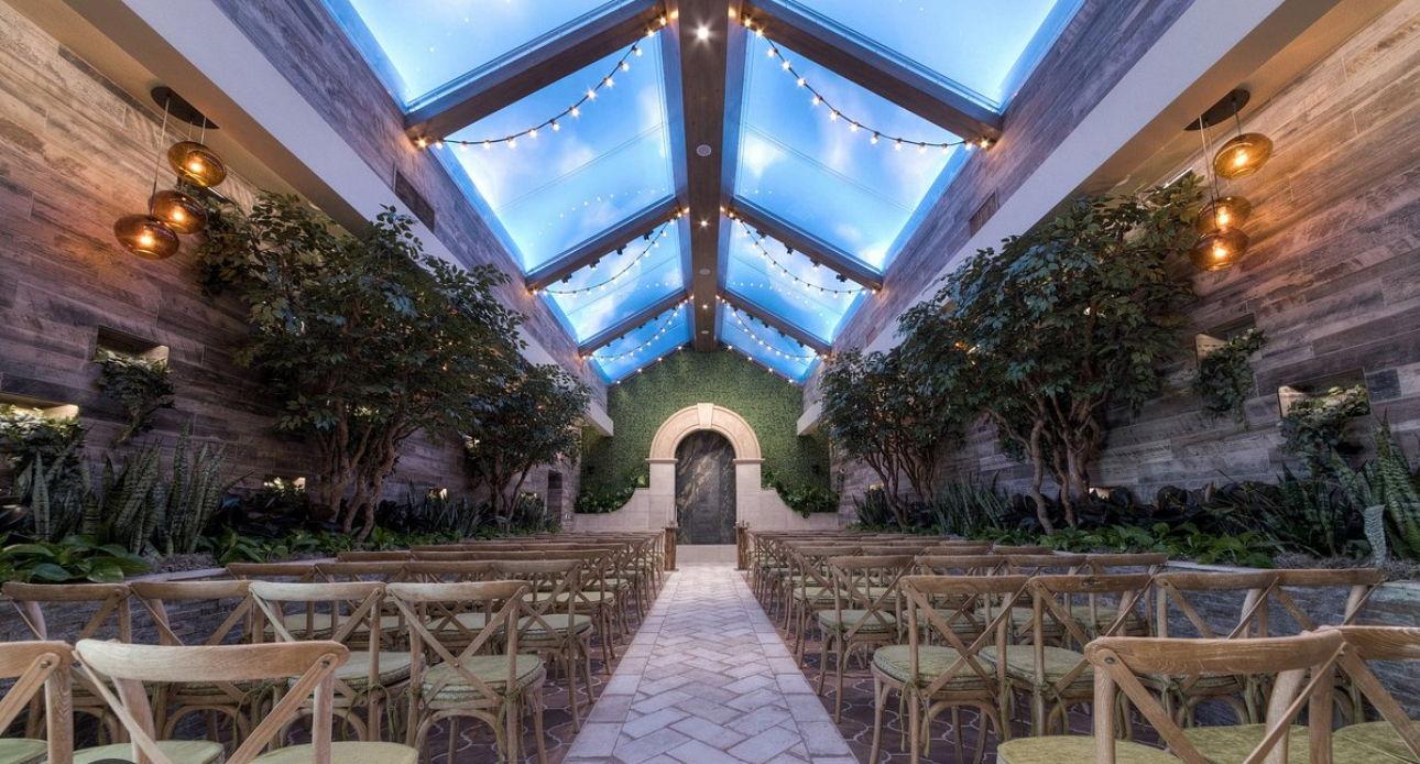 The Wedding Website of Rebecca Franklin and Chazz Pulliam