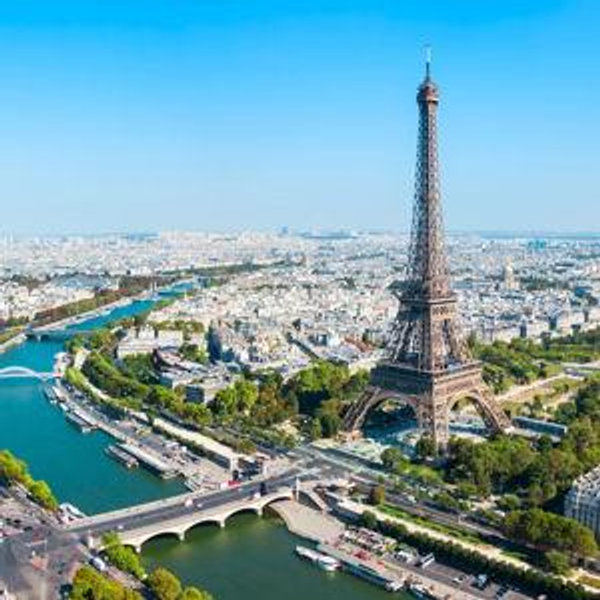 Dinner on the Seine River in Paris (Pay with Venmo)