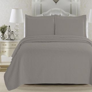 Louise Herringbone Stitched 3-Piece Quilt Set