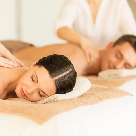 'Scents Of Love' Couples Massage