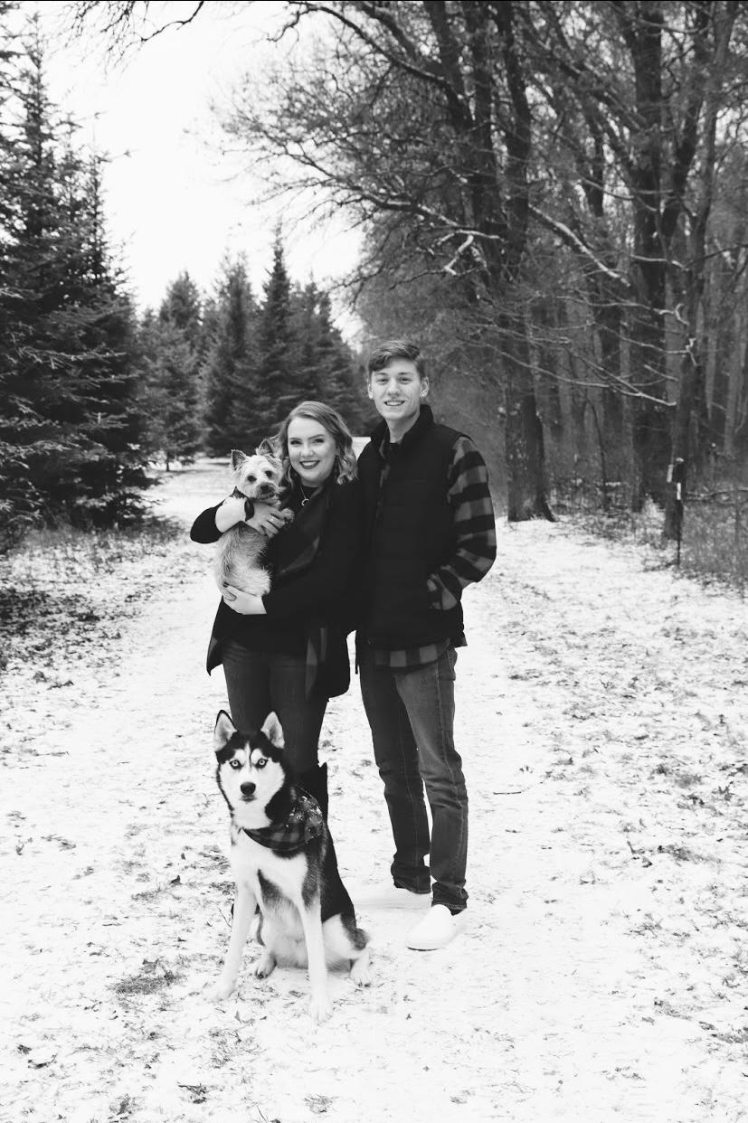 First family photoshoot!!

🐾 Odin ran away three times before we got this picture
