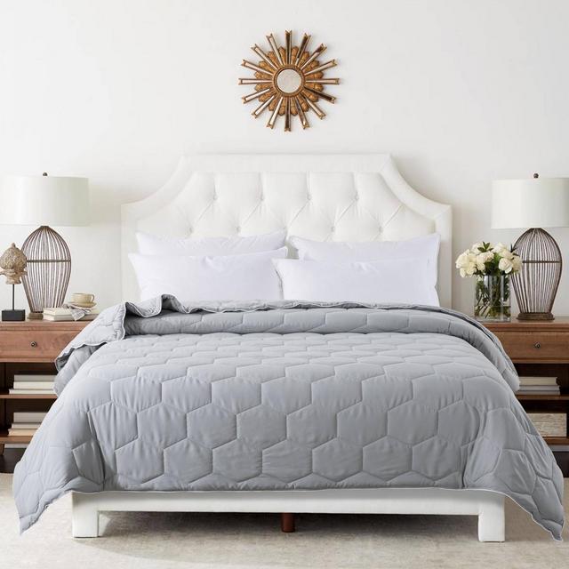 King Honeycomb with Piping Down Alternative Duvet Insert Gray/White - St. James Home