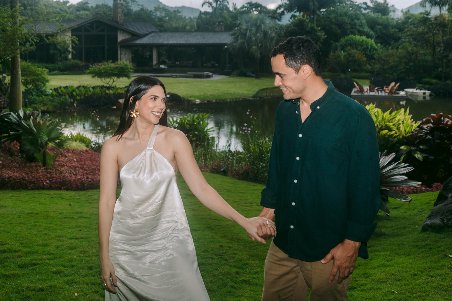 The Wedding Website of Pilar Cupas and Alberto Pascual