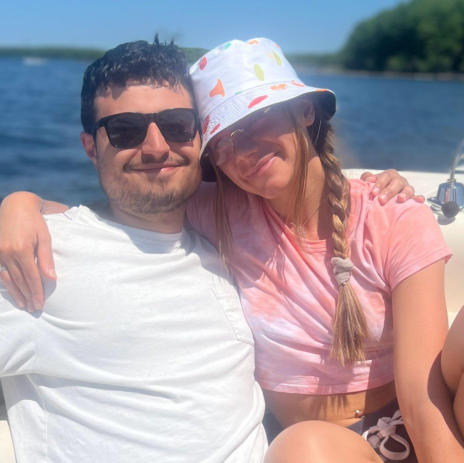 May 26th, 2023: Julia & Seth spend Memorial Day at Lake Wallenpaupack!