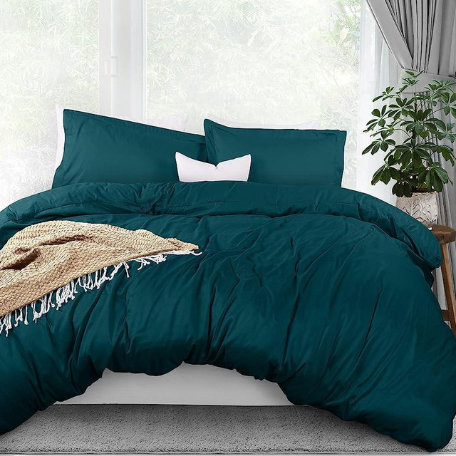 Utopia Bedding Duvet Cover Bed Linen Set with 2 Pillow Shams - 3 Pieces Comforter Cover with Zipper Closure - Ultra Soft Brushed Microfiber, 104 X 90 Inches (King, Teal)