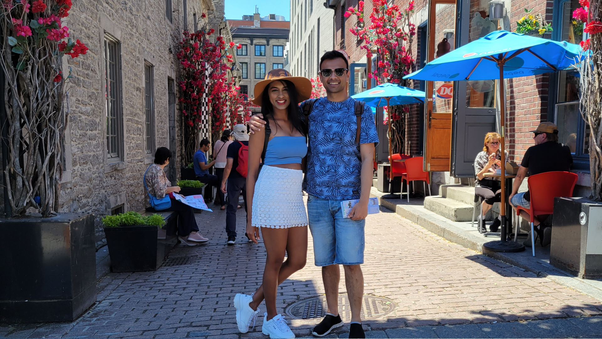 The Wedding Website of Roshel Fernandes and Abhishek Manohar