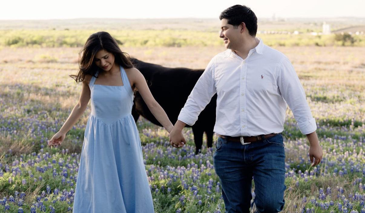 The Wedding Website of Mia Gonzalez and Timothy Villarreal