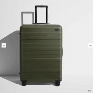 Large Away Suitcase | Olive Green
