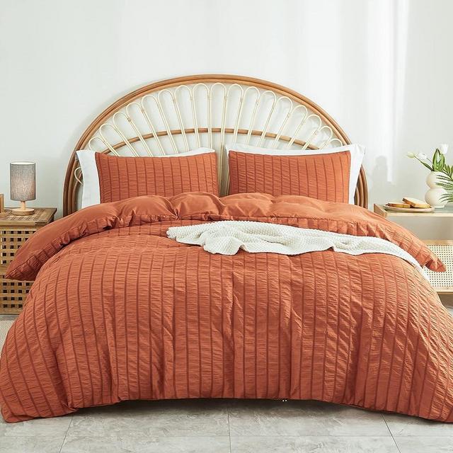 AveLom Terracotta Seersucker Duvet Cover Set Queen Size (90 x 90 inches), 3 Pieces (1 Duvet Cover + 2 Pillow Cases), Ultra Soft Washed Microfiber, Textured Duvet Cover with Zipper Closure, Corner Ties