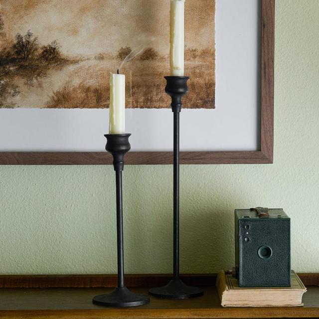 Oliver Matte Black Taper Holders