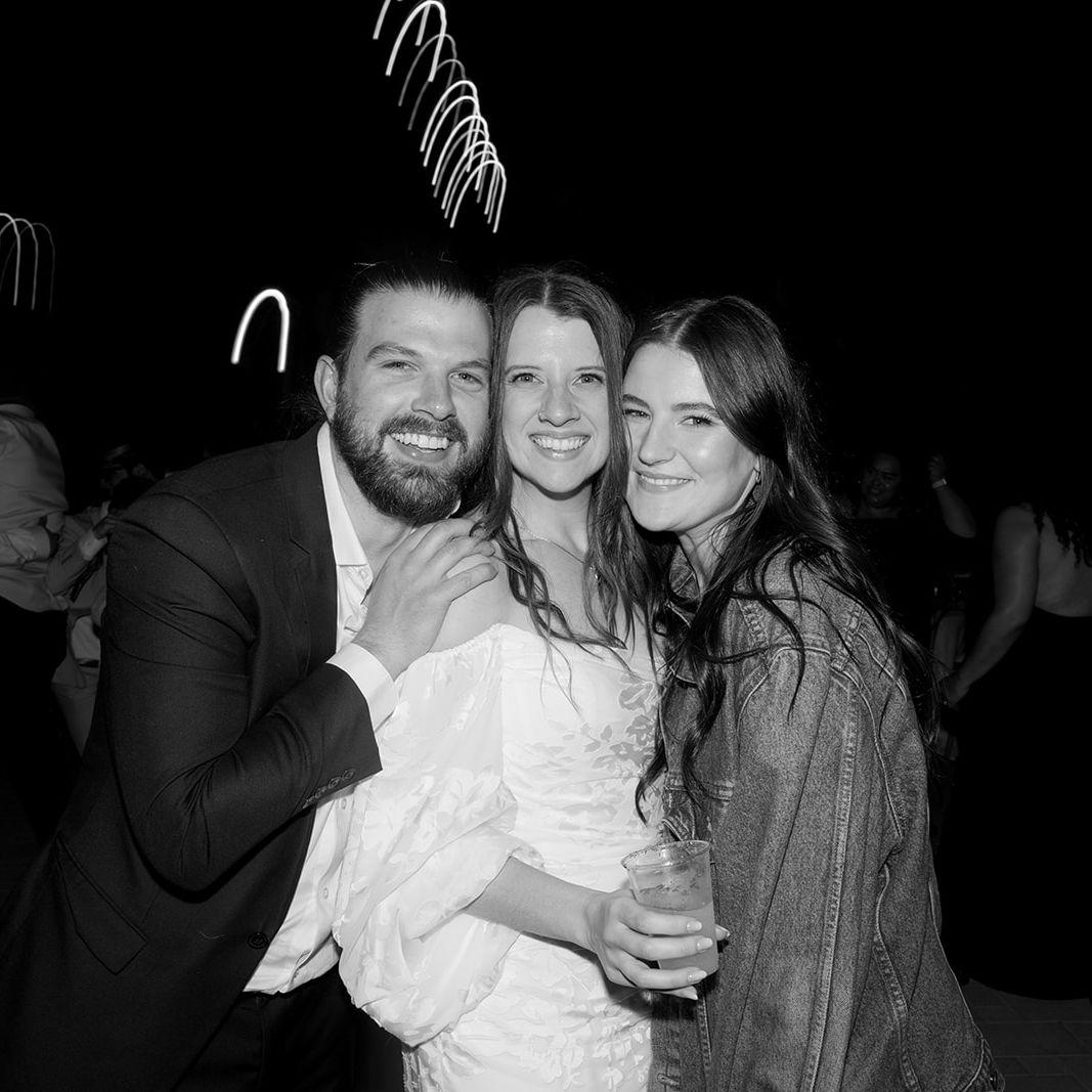 Getting down on the dance floor with one of Marissa's best friends', Katie ♡