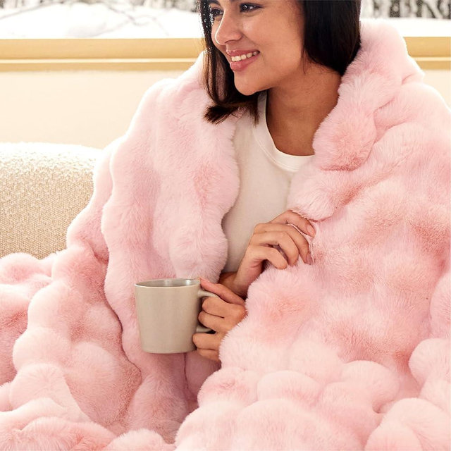 Bedsure GentleSoft Fluffy Fuzzy Tie-dye Pink Blanket for Valentines, Soft Cozy Fleece Faux Fur Throw Blanket for Couch, Cute Pink Decorations for Teen Girl, Thick Warm Plush Room Decor Gifts for Her