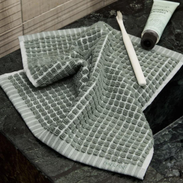 Sculpted Terry Face Towels