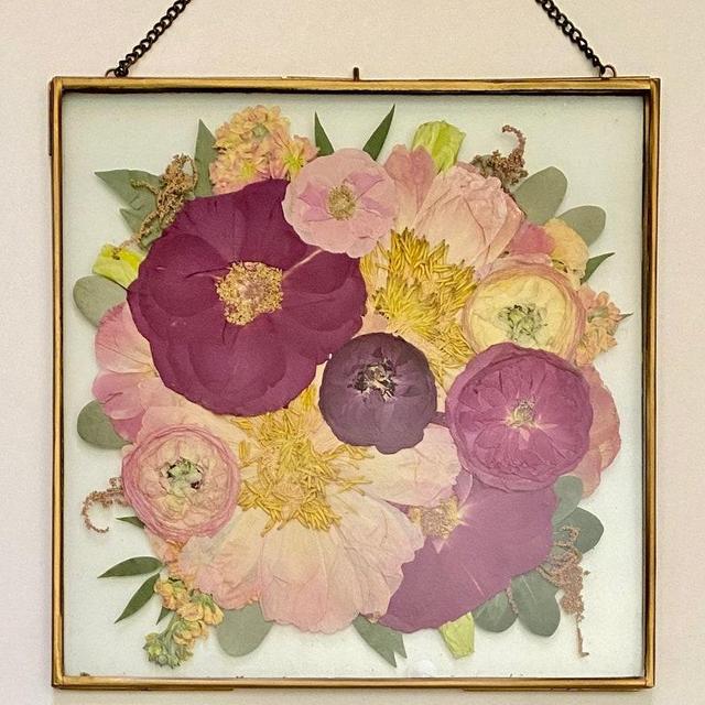 Etsy: Custom Pressed Bridal Bouquet Wall Hanging