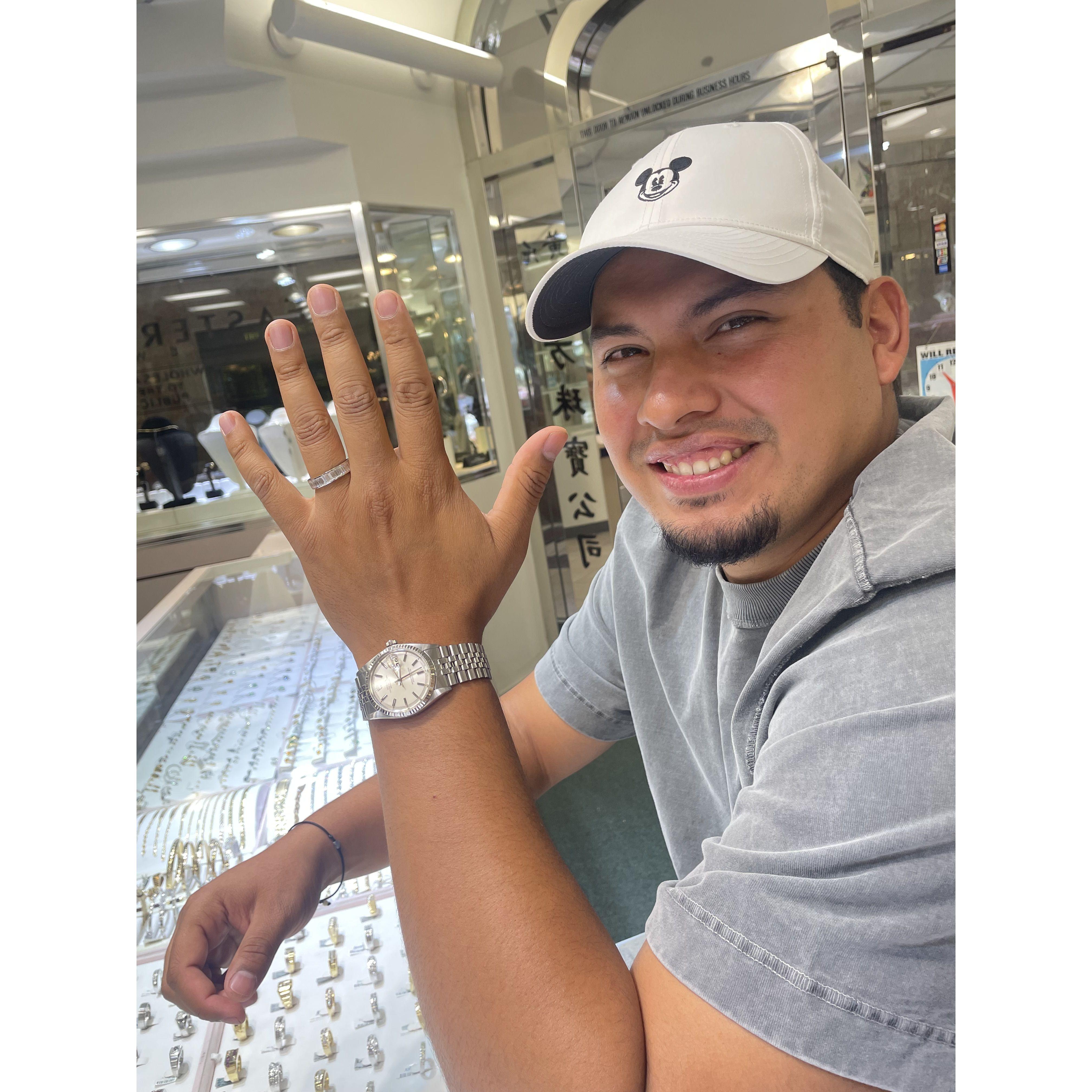 We picked Jero's ring!