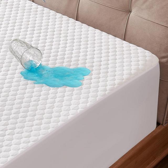 Ohgeni Waterproof Mattress Protector, King Size, Fitted Sheet with Stretchable Pockets, Deep Sleep Noiseless Soft. Breathable Cooling Hypoallergenic Material, Mattresses Cover for Bed.