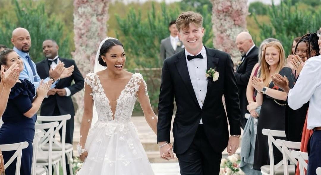 The Wedding Website of Hunter Woodhall and Tara Davis
