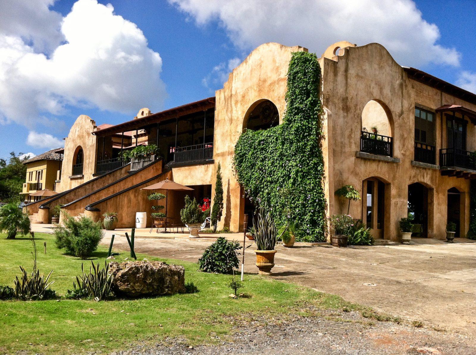 The Wedding Website of Adriana Pacheco and Erik Krueckel