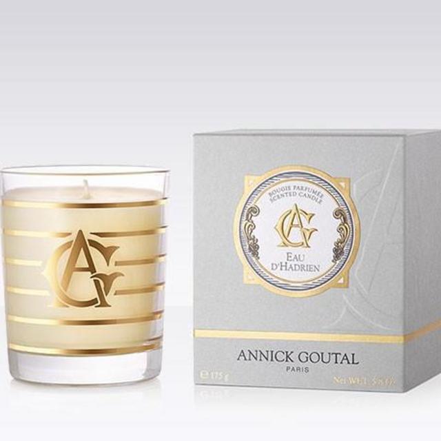 Annick Goutal Noel Candle															                                function openmenu(menu) {        $j(menu).show();    }    function closemenu(menu) {        $j(menu).hide();    }                                                THE PERFUMES                                                                                                        NEWPetite Chérie by ClaudieTenue de SoiréeBESTSELLERSEau d'HadrienGardénia PassionPetite ChérieRose AbsolueRose PomponTenue de SoiréeUn Matin d'OragePERFUMES FROM A TO ZA-DAmbre FéticheAmbre SauvageCe soir ou JamaisDuelEEau d'HadrienEau de CharlotteEau de MonsieurEau du CielEau du SudEncens FlamboyantG-HGardénia PassionGrand AmourHeure ExquiseLLa VioletteLe ChèvrefeuilleL'Ile au ThéMMandragoreMandragore PourpreMon Parfum ChériMusc NomadeN-PNéroliNinfeo MioNuit Etoilée1001 OudsPassionPetite ChérieQQuel Amour !RRose AbsolueRose PomponRose SplendideS-TSablesSongesTenue de SoiréeU-VUn Matin d'OrageVanille CharnelleVanille ExquisePerfumes for herPerfumes for himGift FinderBy Claudie Pierlot                                                                                                                                        OLFACTORY FAMILIES                                                                                                          CITRUSEau d'HadrienEau de MonsieurEau du SudL'Ile au ThéNinfeo MioAROMATICSMandragoreMandragore PourpreNuit EtoiléeFRESH FLORALEau du CielUn Matin d'OrageSWEET FLORALEau de CharlottePetite ChérieQuel Amour !Rose PomponVanille ExquiseINTENSE FLORALCe soir ou JamaisGardénia PassionGrand AmourHeure ExquisePassionRose AbsolueSongesCHYPREMon Parfum ChériTenue de SoiréeORIENTAL1001 OudsAmbre FéticheAmbre SauvageEncens FlamboyantMusc NomadeSablesVanille CharnelleLEATHERDuelSOLIFLORESLa VioletteLe ChèvrefeuilleRose SplendideCOLOGNESEau d'HadrienNéroli                                                                                                                                        HOME                                                                                                          BESTSELLERSEau d'HadrienLa RoseL'Ile au ThéNoëlPetite ChérieCANDLESAmande GourmandeAmbreBoite à épicesCendres DoréesEau d'HadrienLa RoseL'Ile au ThéNoëlPetite ChérieSac de ma mèreSous le figuierGIANT CANDLESNoëlHOME SPRAYSAmbreNoëlSCENTED DIFFUSERSAmbreEau d'HadrienNoël                                                                                                                                        BATH & BEAUTY                                                                                                        The Body creamsTenue de SoiréeLes Absolus d'Annick GoutalThe Shower GelsLes Absolus d'Annick GoutalChoose by scentTenue de SoiréeLes Absolus d'Annick Goutal                                                                                                                                        SKINCARE                                                                                                        Face CareSplendide Face CreamSplendide Face MaskBody CareSplendide Body CreamSplendide Body Scrub                                                                                                                                        Gift Finder                                                                                    ANNICK GOUTAL'S STORY                                                                                                                                                     $$('.ampromo-gift img').each(function (img){        img.observe('mouseover', ampromo_tooltip_show);        img.observe('mouseout', ampromo_tooltip_hide);    });    var optionsPrice = new Product.OptionsPrice({"productId":"195","priceFormat":{"pattern":"$%s","precision":2,"requiredPrecision":2,"decimalSymbol":".","groupSymbol":",","groupLength":3,"integerRequired":1},"includeTax":"false","showIncludeTax":false,"showBothPrices":false,"productPrice":63,"productOldPrice":63,"priceInclTax":63,"priceExclTax":63,"skipCalculate":1,"defaultTax":0,"currentTax":0,"idSuffix":"_clone","oldPlusDisposition":0,"plusDisposition":0,"plusDispositionTax":0,"oldMinusDisposition":0,"minusDisposition":0,"tierPrices":[],"tierPricesInclTax":[]});                      x          Item added to shopping bag                      Continue Shopping            Proceed to Checkout                     #upsell-product-table td {    width: 25%;}    You may also be interested in the following product(s)                                                                                                                        Noël                                Perfumed Candle 51 Oz                                                                                                                                                                        $305.00                                                                                                                                            Discover                    Quick buy                                                                                                                                                                                                    Noël                                Scented Diffuser 6,4 Fl.Oz                                                                                                                                                                        $85.00                                                                                                                                            Discover                    Quick buy                                                                                                                                                                                                                                                                       decorateTable('upsell-product-table')                                     x                    NON DISPONIBLE                      Le produit selectionne est actuellement non disponible.                                                             	Description        					        			        			                Ingredients                								        Bottle                					        Advice                                                              	      		        		                                                                                                                            Noël                                                                  Perfumed Candle 5.8 Oz                                                                 The flavor of citrus fruits, orange and mandarine from Brazil, the slightly acid bark of the pine from Siberia, heavy with an unforgettable scent of resin.                                                                                                									                                                                                                                                                                                                     Sign up to get notified when this product is back in stock                                                                                                                                         $63.00                                                                                 Out of stock                                                                            $$('.ampromo-gift img').each(function (img){        img.observe('mouseover', ampromo_tooltip_show);        img.observe('mouseout', ampromo_tooltip_hide);    });                                                                                            //<![CDATA[        var productAddToCartForm = new VarienForm('product_addtocart_form');    	productAddToCartForm.submit = function(button, url) {		if (this.validator.validate()) {			var form = this.form;			var oldUrl = form.action;			if (url) {				form.action = url;			}			var e = null;			// Start of our new ajax code			if (!url) {				url = jQuery('#product_addtocart_form').attr('action');			}			url = url.replace("checkout/cart","ajax/index"); // New Code			var data = jQuery('#product_addtocart_form').serialize();			data += '&isAjax=1';			jQuery('#ajax_loader').show();			try {				jQuery.ajax( {					url : url,					dataType : 'json',					type : 'post',					data : data,					success : function(data) {						jQuery('#ajax_loader').hide();            document.getElementById('pop_produit').style.display='block';                        //alert(data.status + ": " + data.message);                        if(jQuery('.block-cart')){                            jQuery('.block-cart').replaceWith(data.sidebar);                        }                        /*if(jQuery('.header .links')){                            jQuery('.header .links').replaceWith(data.toplink);                        } */					}				});			} catch (e) {			}			// End of our new ajax code			this.form.action = oldUrl;			if (e) {				throw e;			}      }else{        document.getElementById('pop_produit_indispo').style.display='block';      }	}.bind(productAddToCartForm);    productAddToCartForm.submitLight = function(button, url){            if(this.validator) {                var nv = Validation.methods;                delete Validation.methods['required-entry'];                delete Validation.methods['validate-one-required'];                delete Validation.methods['validate-one-required-by-name'];                if (this.validator.validate()) {                    if (url) {                        this.form.action = url;                    }                    this.form.submit();                }                Object.extend(Validation.methods, nv);            }        }.bind(productAddToCartForm);    //]]>                                                                     	      						Annick Goutal candles are composed of a blend of high-quality brand-specific mineral waxes.The wicks used are cotton and waxed so that they remain upright when the candle melts during burning. Each candle is treated with the utmost care. An exclusively handcrafted know-how.                                                            	      						THE CANDLE                 	             					Beautiful decorative objects, the Annick Goutal candles are presented in an elegant clear glass with gold and light line and adorned with the Annick Goutal logo. 	                                            	      		            	                				During each use, particularly the first combustion, we recommend you to let your candle burn a few hours.The wax still being liquid, make sure, after extinguishing it, that the wick is centered and vertical. It will burn cleaner and evenly down to the bottom of the glass.Before each use, cut the wick short to avoid long dark smoke.                				#upsell-product-table td {    width: 25%;}    You may also be interested in the following product(s)                                                                                                                        Noël                                Perfumed Candle 51 Oz                                                                                                                                                                        $305.00                                                                                                                                            Discover                    Quick buy                                                                                                                                                                                                    Noël                                Scented Diffuser 6,4 Fl.Oz                                                                                                                                                                        $85.00                                                                                                                                            Discover                    Quick buy                                                                                                                                                                                                                                                                       decorateTable('upsell-product-table')        		                                      $j('#description a.scrollTo span').css({"color":"#000000"});    		var page = $j(this).attr('href'); // Page cible		var speed = 750; // Durée de l'animation (en ms)		$j('html, body').animate( { scrollTop: $j('body').offset().top }, speed );            var $window = $j(window);             $window.scroll(function () {                 if ($window.scrollTop() == 0){                    mySetupmenuFunction();                    $j('#description a.scrollTo#lien-1 span').css({"color":"#000000"});                     }                 else if ($window.height() + $window.scrollTop()                                == $j(document).height()) {                    $j('#footer-menu-corpo').css({"display":"none"});                                      }                 if ($window.height() + $window.scrollTop()                                > $j(document).height()-50) {                    $j('#footer-menu-corpo').css({"display":"none"});                                      }                 if ($window.height() + $window.scrollTop()                                 < $j(document).height()-100) {                    $j('#footer-menu-corpo').css({"display":"block"});                                      }                 		    			          			          			                   if ($window.scrollTop() > $j(".sectioningredients").offset().top-100 && $window.scrollTop()-350 < $j(".sectioningredients").offset().top + 100){                    mySetupmenuFunction();                    $j('#ingredients a.scrollTo span').css({"color":"#000000"});                 }                			          		            			                           if ($window.scrollTop() > $j(".sectionecrin").offset().top-100 && $window.scrollTop()-350 < $j(".sectionecrin").offset().top + 100){                    mySetupmenuFunction();                    $j('#ecrin a.scrollTo span').css({"color":"#000000"});                         }                                         		            			                           if ($window.scrollTop() > $j(".sectionconseils").offset().top-100 && $window.scrollTop() < $j(".sectionconseils").offset().top + 100){                    mySetupmenuFunction();                    $j('#conseils a.scrollTo span').css({"color":"#000000"});                         }                                                                                               });           SECURED PAYMENTFREE SHIPPINGFor all standard deliveries to the United StatesEASY RETURNSFor all orders in the United StatesCUSTOMER CAREYour response guaranteed within 2 business days    /*var lifetime = 3600;*/    var lifetime = 3600000;    var expireAt = Mage.Cookies.expires;    if (lifetime > 0) {        expireAt = new Date();        expireAt.setTime(expireAt.getTime() + lifetime * 1000);    }    Mage.Cookies.set('external_no_cache', 1, expireAt);                                                                                     	Description        					        			        			                Ingredients                								        Bottle                					        Advice                                                              	         US | FR | ENCustomer care Store locator About Annick Goutal                    Newsletter                                                                                                  Ok                                //<![CDATA[        var newsletterSubscriberFormDetail = new VarienForm('newsletter-validate-detail');    //]]>        CUSTOMER CARE	Shipping & return	Follow your order	Questions & Answers	Contact us      INFORMATIONS	Legal terms	Terms & condiftions	Personal data	Site map      POINTS OF SALE	Find a boutique	Find a point of sale      ABOUT ANNICK GOUTAL	Annick Goutal's story	Carreers	Presse	      STAY IN TOUCH	Facebook Instagram Twitter Youtube       ©Annick Goutal 2017                                //< ![CDATA[    (function() {  var pa = document.createElement('script'), ae = document.getElementsByTagName('script')[0]  , protocol = (('https:' == document.location.protocol) ? 'https://' : 'http://');pa.async = true;    pa.src = protocol + 'd2xgf76oeu9pbh.cloudfront.net/778e9930e4ce54364260365ab8c6bec8.js'; pa.type = 'text/javascript'; ae.parentNode.insertBefore(pa, ae);})();    //]]>    (function(b,c,e,g,d){var f,a;b[d]=b[d]||[];f=function(){var a={ti:"5222572"};a.q=b[d];b[d]=new UET(a);b[d].push("pageLoad")};a=c.createElement(e);a.src=g;a.async=1;a.onload=a.onreadystatechange=function(){var b=this.readyState;b&&"loaded"!==b&&"complete"!==b||(f(),a.onload=a.onreadystatechange=null)};c=c.getElementsByTagName(e)[0];c.parentNode.insertBefore(a,c)})(window,document,"script","//bat.bing.com/bat.js","uetq");&lt;img src="//bat.bing.com/action/0?ti=5222572&amp;amp;Ver=2" height="0" width="0" style="display:none; visibility: hidden;"&gt;