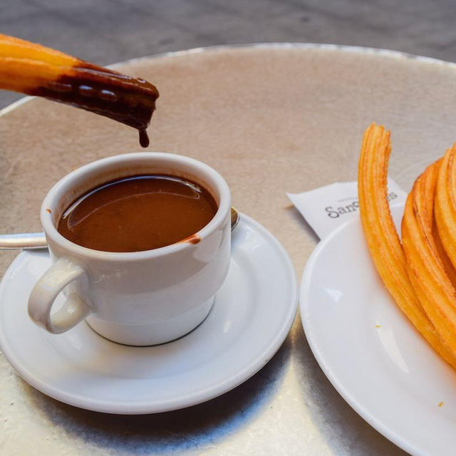 Gift us churros from Chocolatería San Ginés!