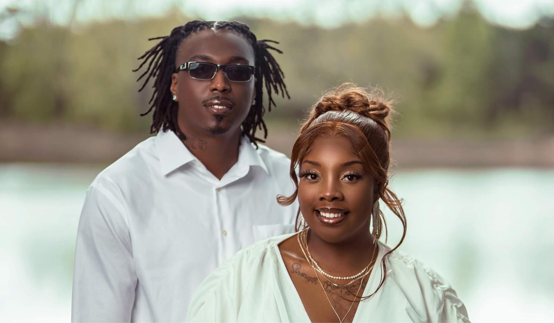 The Wedding Website of Danielle Green and Broderick Fayne