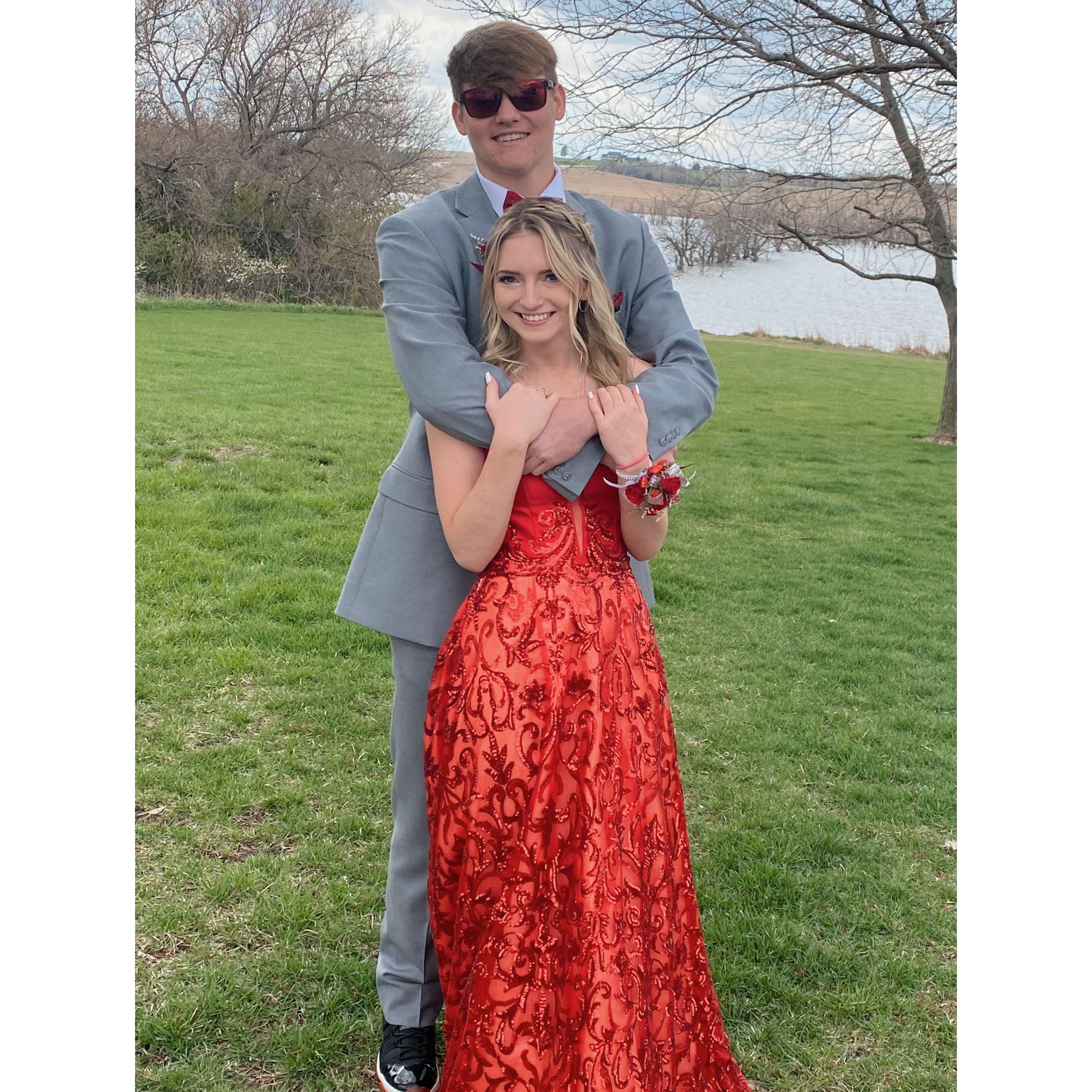 Wahoo prom!