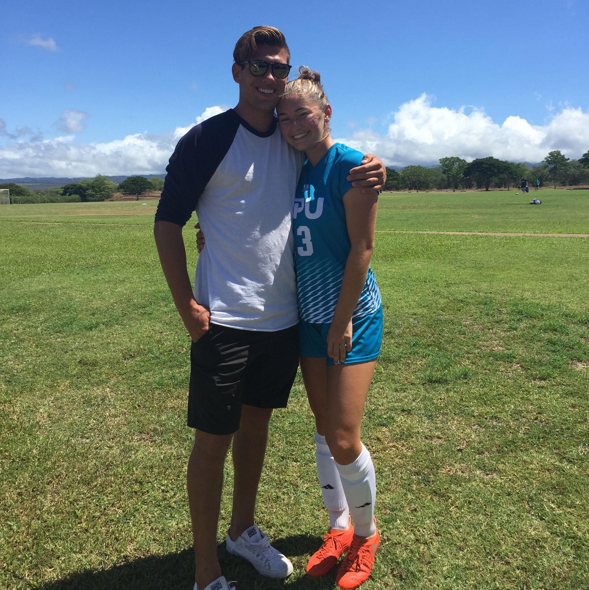 2017! Always cheering each other on! Freshman year at Hawaii Pacific University.
