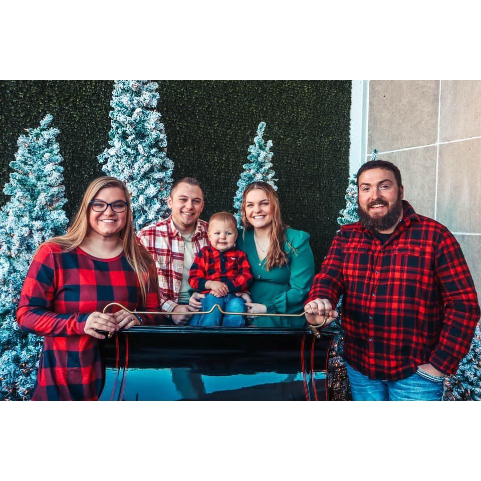 Family Pictures December 2022