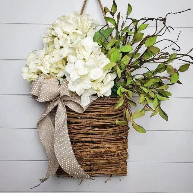 Cream Hydrangea Door Hanger Basket Wreath - Farmhouse Spring Wreath with Wildflowers, Mother's Day Decor, Artificial Rattan Hanging Basket for Porch, Wall, Home Decor