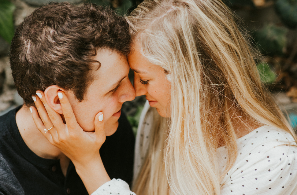 The Wedding Website of Avery Dolliver and Max McEwen
