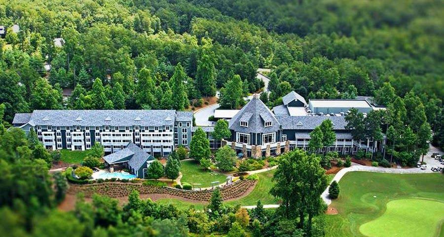 The Wedding Website of Bailey Charles and Jordan Locke