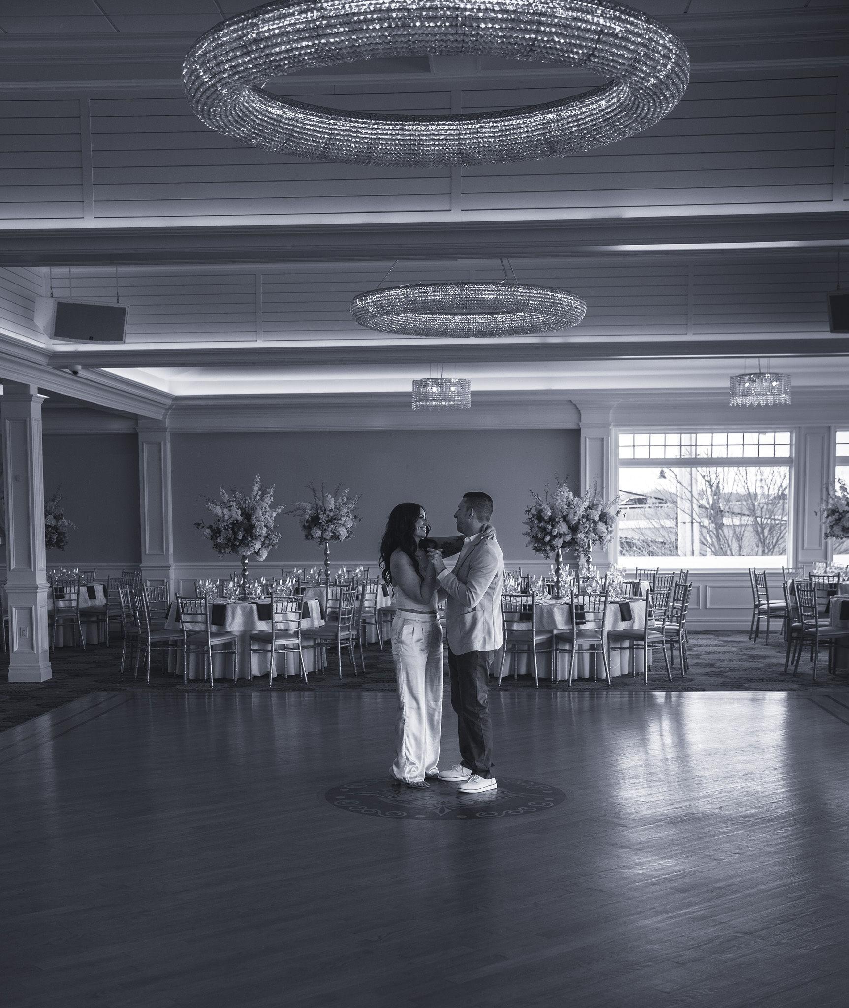 The Wedding Website of Danielle Rodriguez and Philip DeMeo