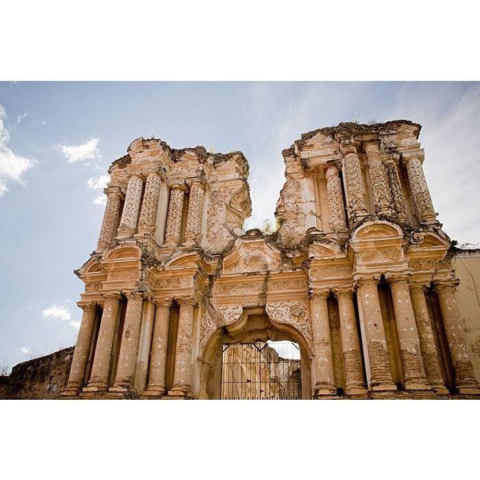 Ruina de Iglesia del Carmen