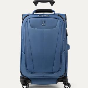 TravelPro Maxlite® 5 Carry-On Spinner - Blue