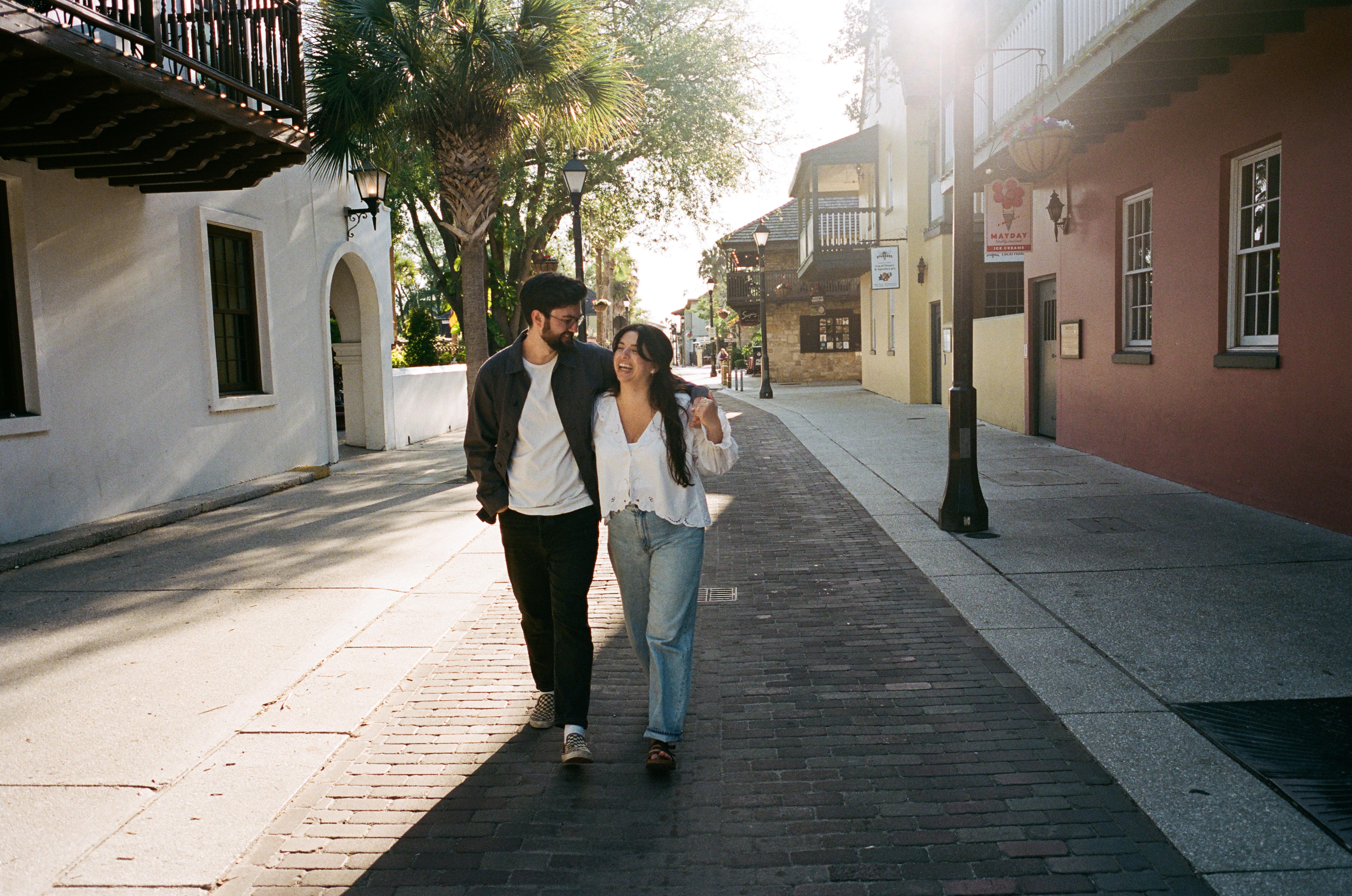 The Wedding Website of Kristina Lucas and Ryan Mollenhour