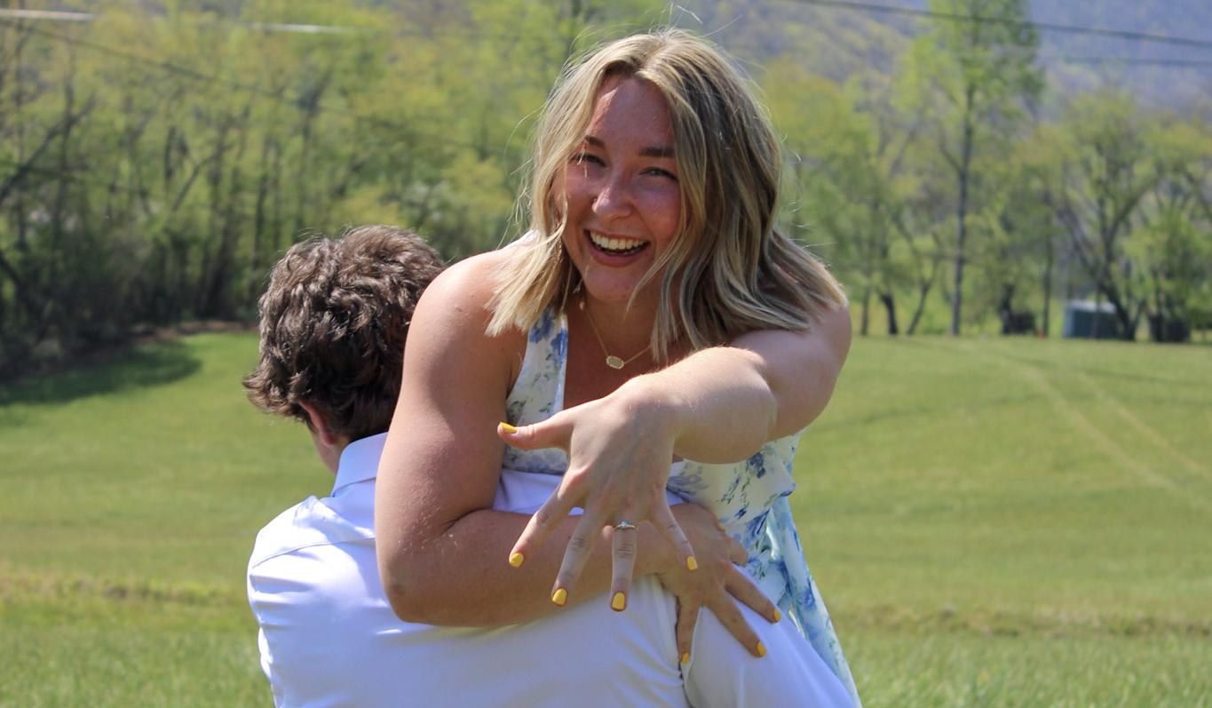 The Wedding Website of Lexi Burnett and Owen Doejaaren