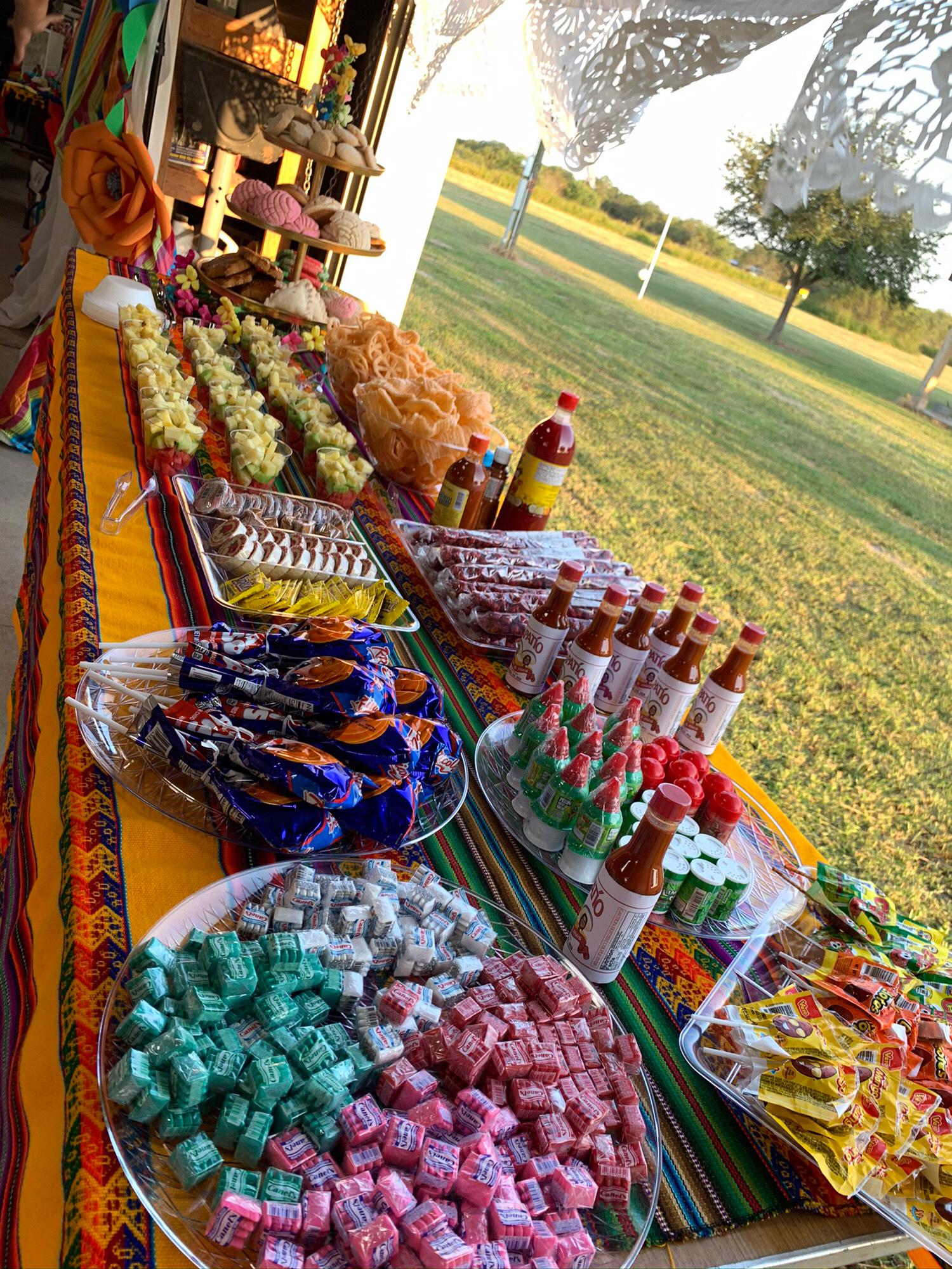 Pan Dulce & Dulce Table