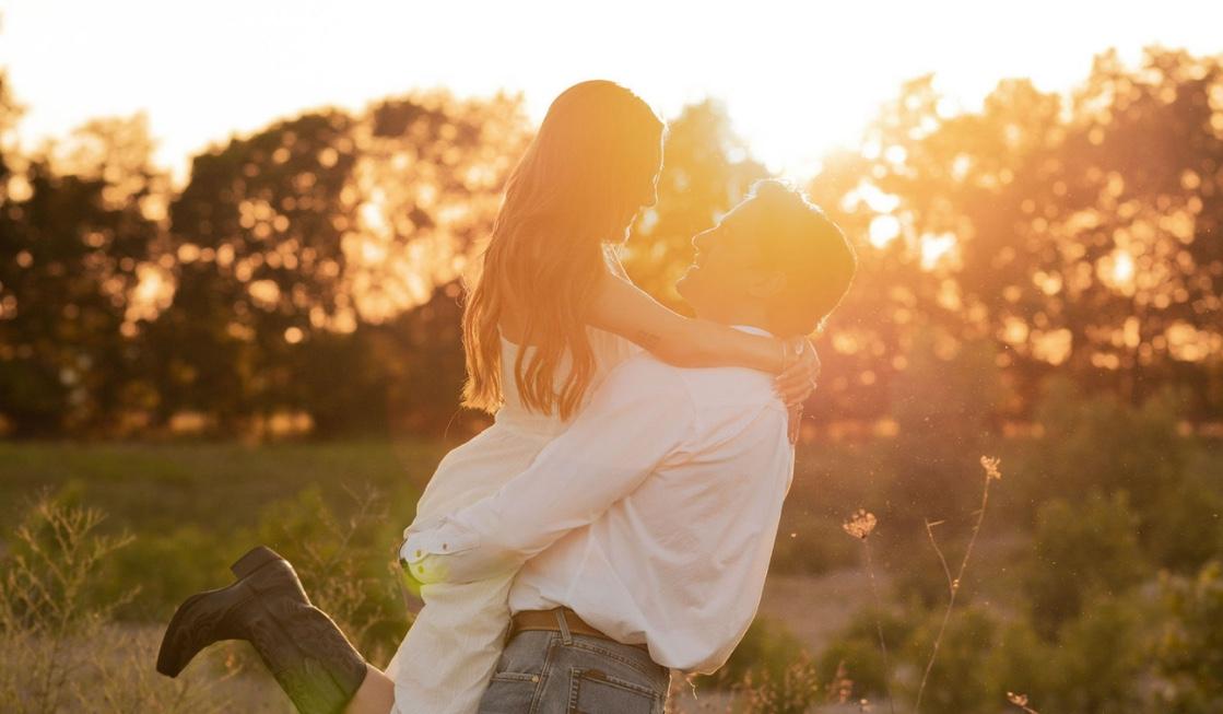 The Wedding Website of Taylor Henderson and Derek Cingel