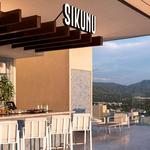 Sikunu at the Hilton