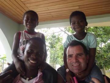 2010 In Ghana- Will with siblings, Manny, Grace, and his Dad, Scott.