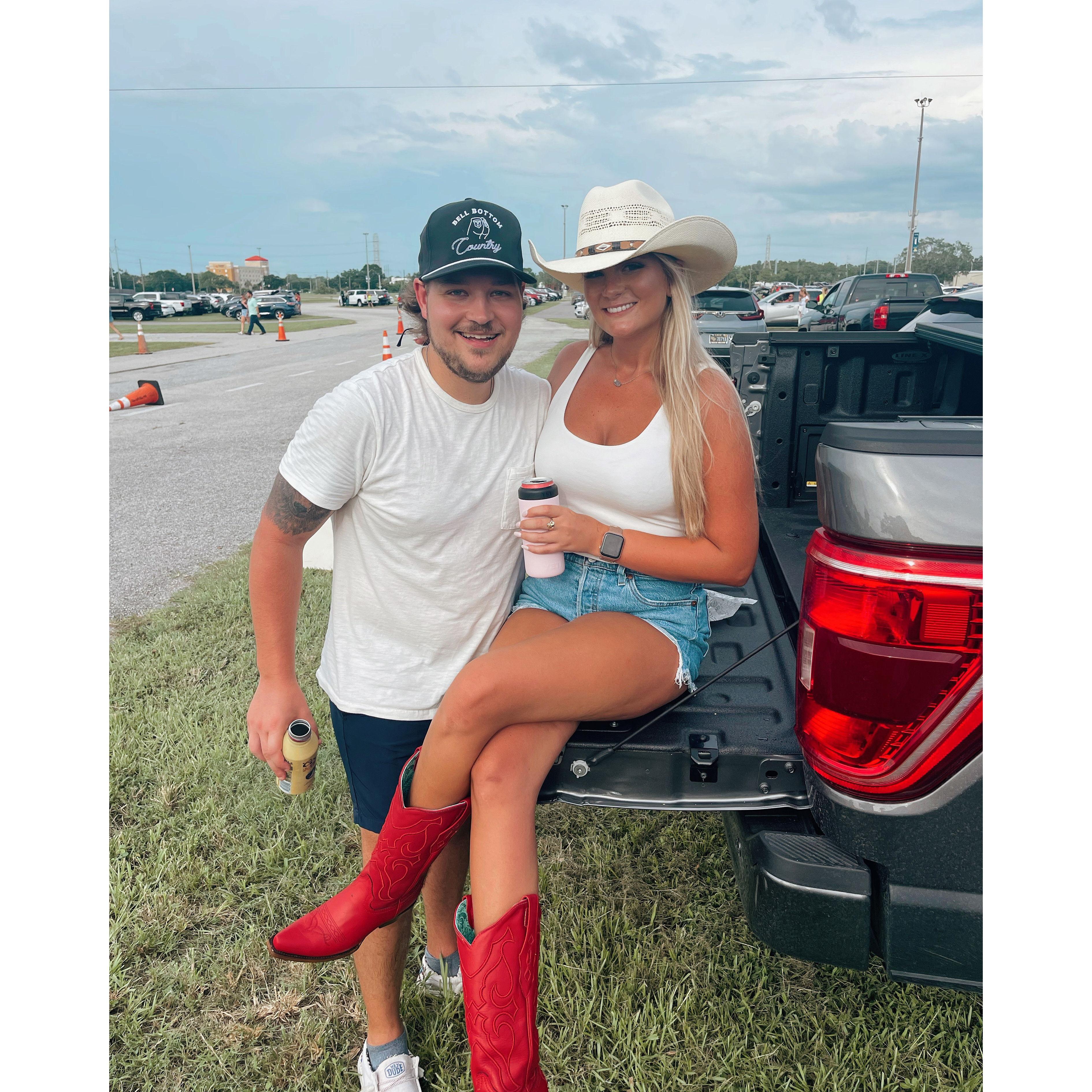 We love attending country concerts!