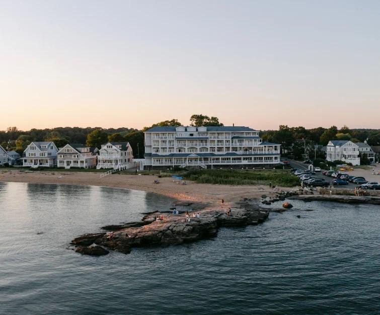 The Wedding Website of Ashley Cannata and André Costa