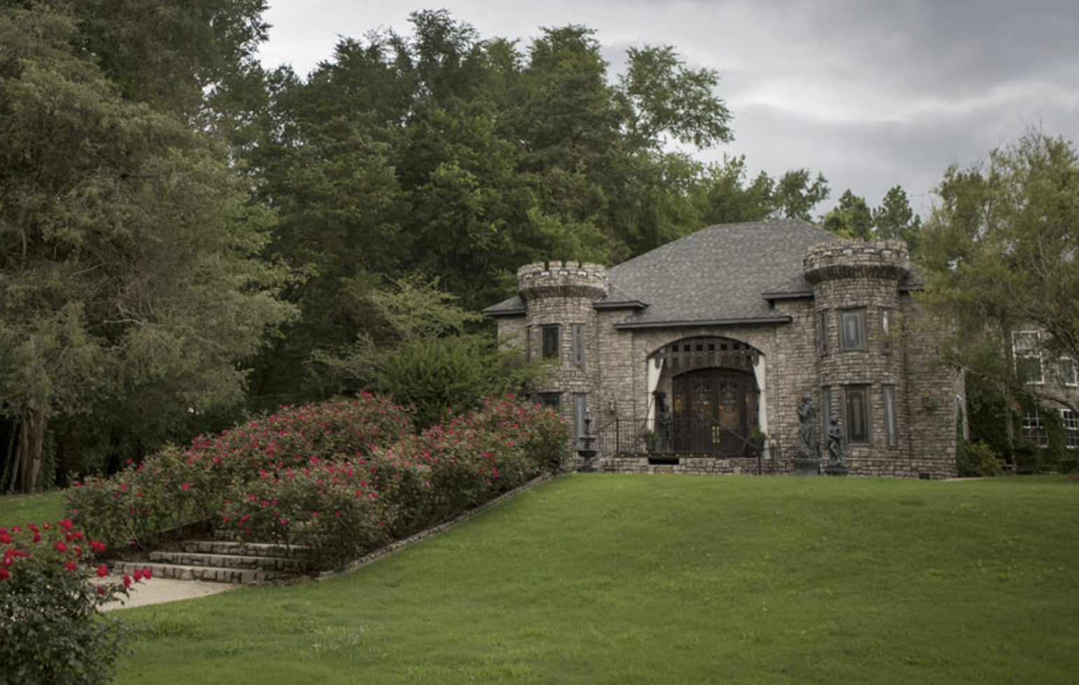 The Wedding Website of ND Seibel and Hoyt Phillips