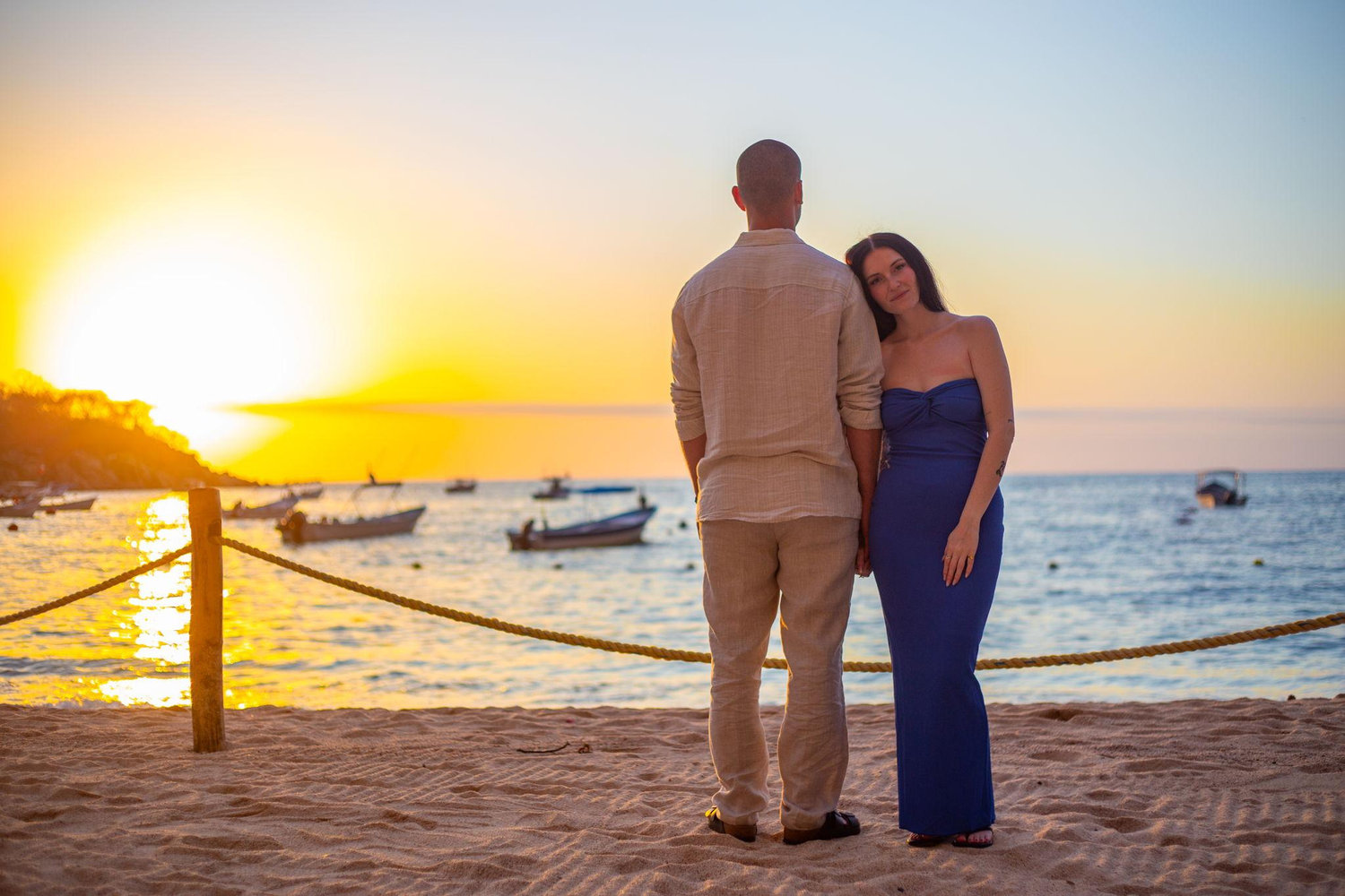 The Wedding Website of Sydney Lee and Ryan Svederus