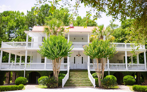 The Wedding Website of Anna Snyder and Treavor Arias