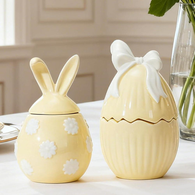 WDS WONDROUS 2-Pack Easter Bunny & Bow Ceramic Jar Candles, Egg Shaped Soy Wax Scented Candles with Daisy and Striped Design, Spring Home Decor Gift Set for Women, Yellow Farmhouse Table Centerpiece